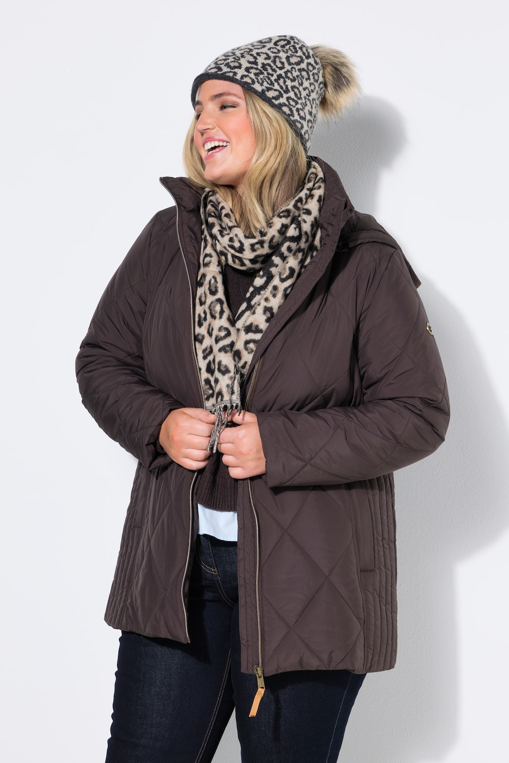 HYPRAR Funktions-Steppjacke, wasserabweisend, Kapuze
