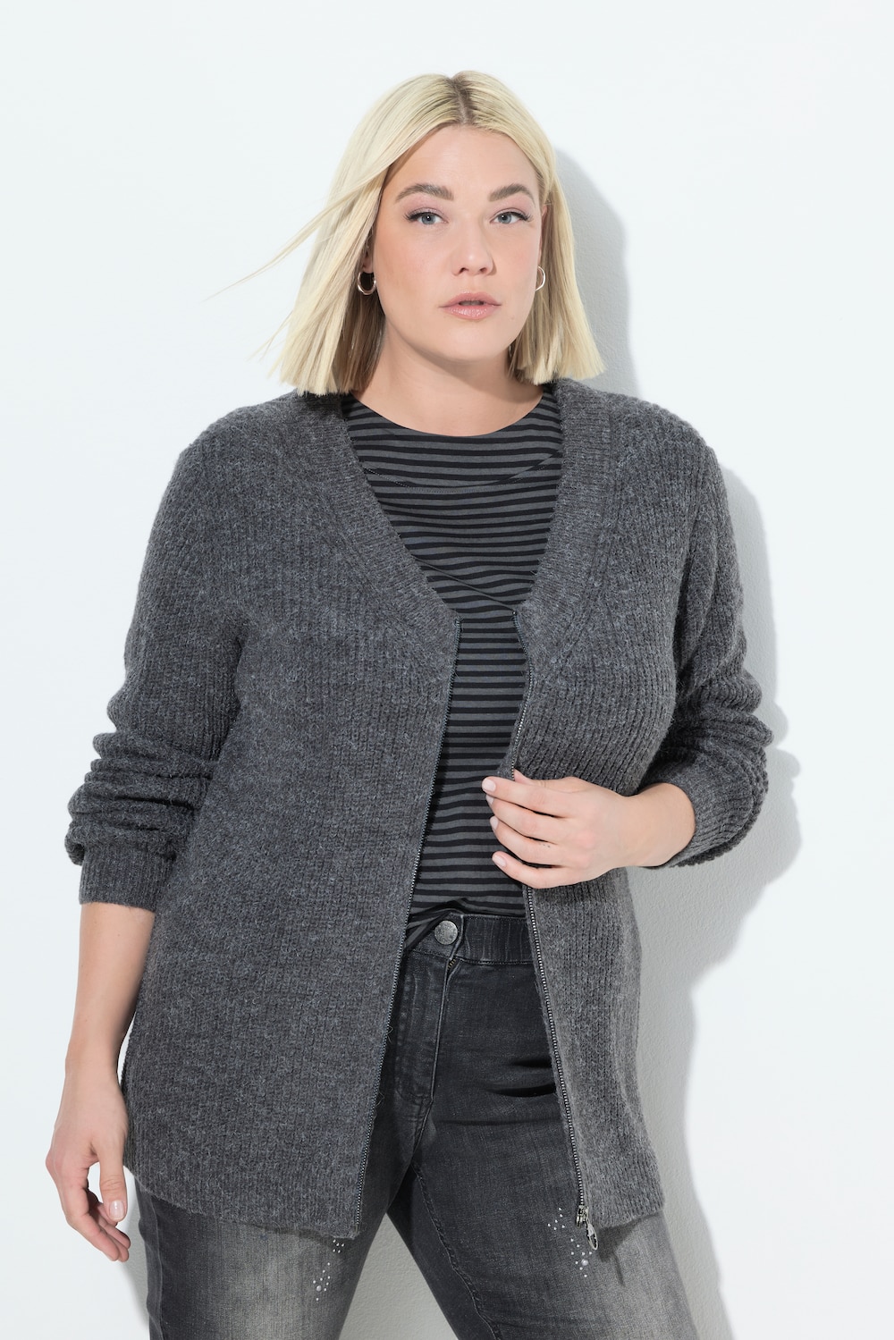 Strickjacke, Patentstrick, V-Ausschnitt, Langarm, Wollanteil
