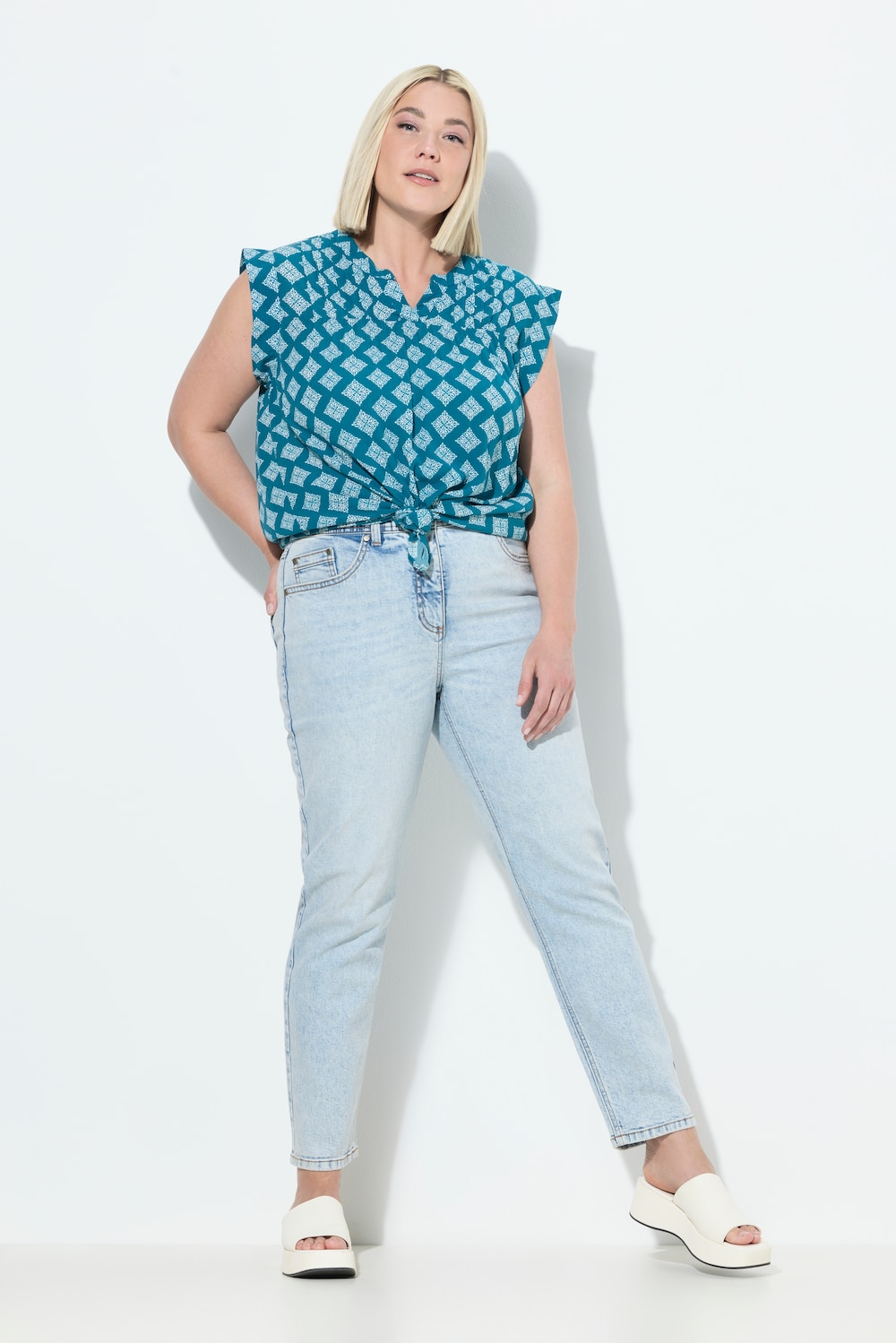Mom-Jeans, modische Waschung, 5-Pocket-Schnitt