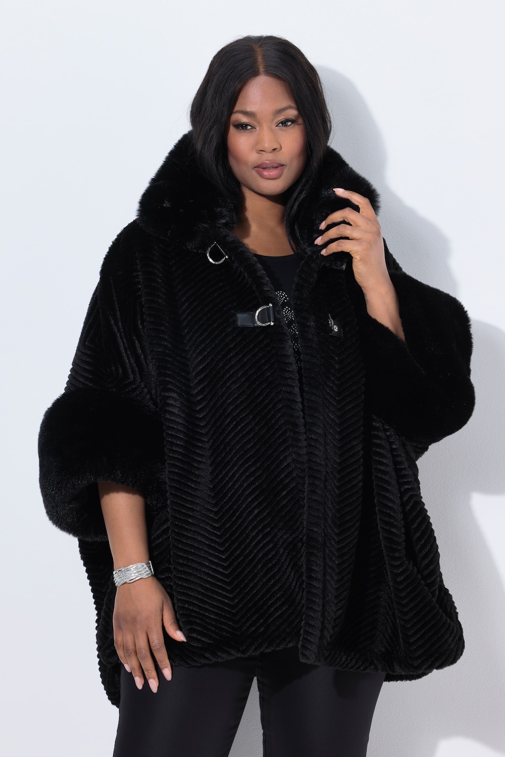 Große Größen Webpelz-Poncho, Damen, schwarz, Größe: 2=50-56, Polyester, Ulla Popken