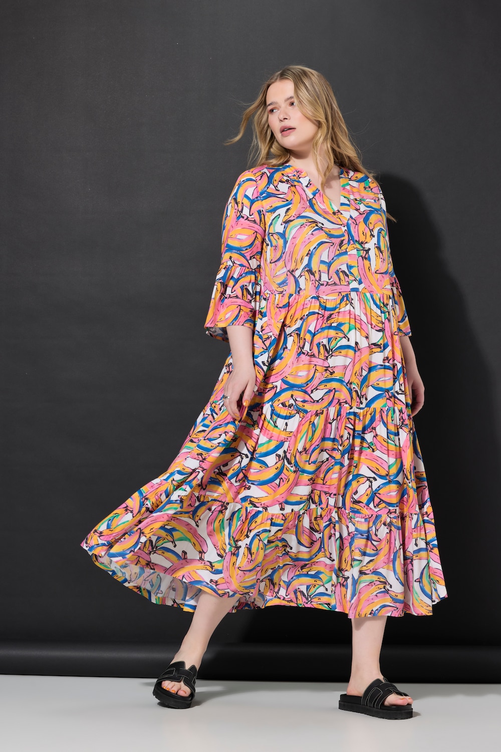 Maxi-jurk, bananenprint, volants