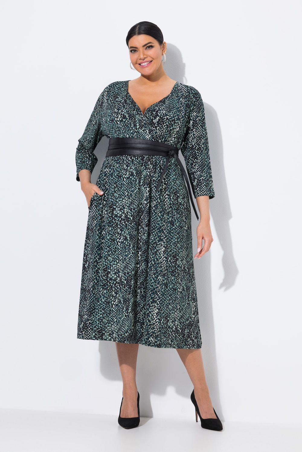 Jersey jurk, slangenmotief, V-hals, 3/4-mouw