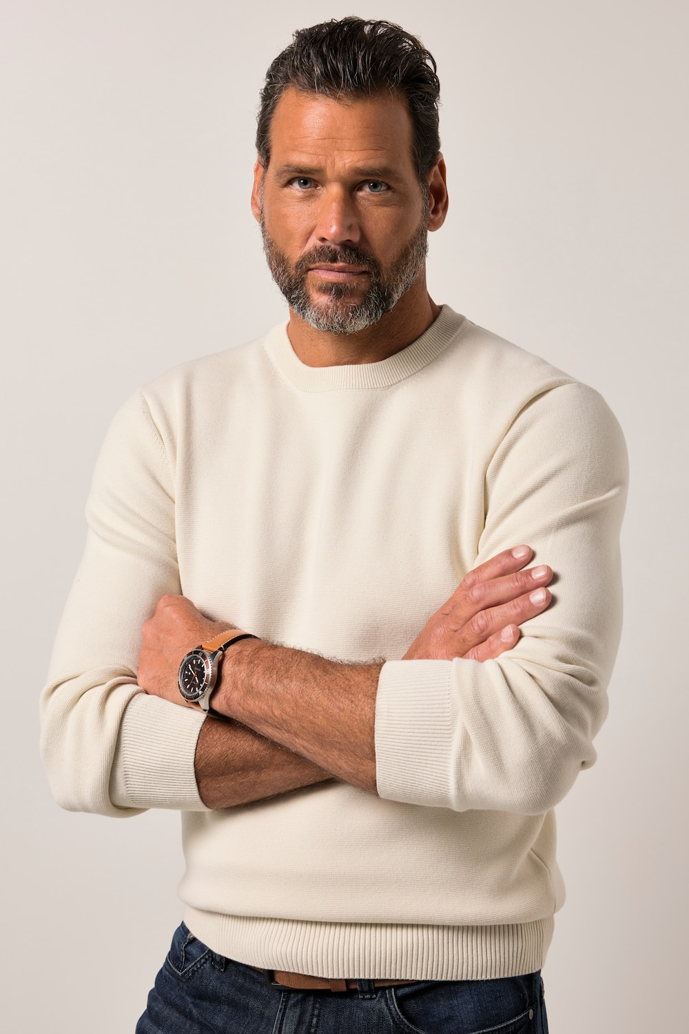 JP1880 pullover i elastisk strik og med rund hals, op til str. 7XL