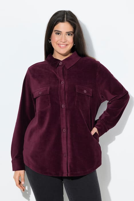 Camicia in velluto a coste con collo da camicia, tasche e maniche lunghe