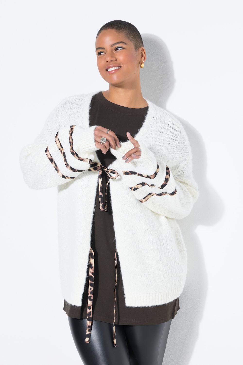 Vest, oversized model, leo-strikjes