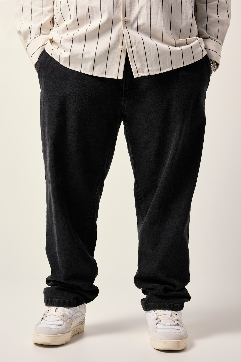 STHUGE Jeans-Chino, Black Denim, tapered Baggy Fit, bis 72