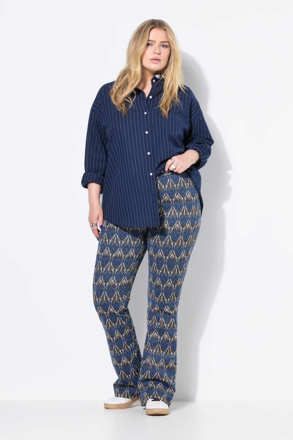 Große Größen Schlaghose, Damen, blau, Größe: 52, Polyester/Metallische Fasern, Studio Untold