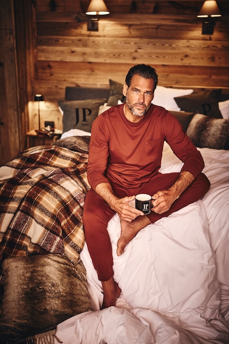 Pyjama JP 1880 2 pièces (T-shirt + pantalon), collection Homewear - jusqu'au 8 XL