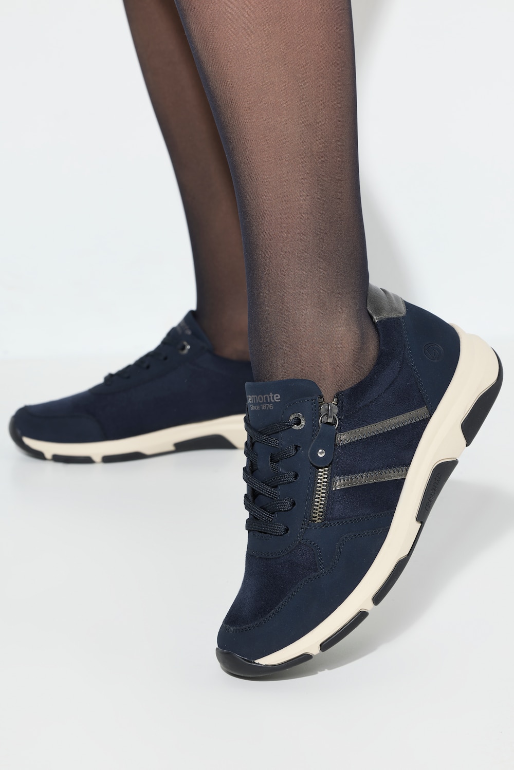 Remonte Sneaker, vegan, Wechselfußbett, Weite G