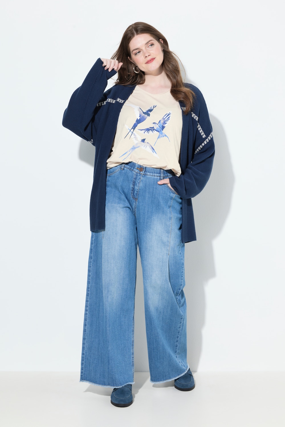 Jeans Mary, weites Bein, Fransensaum, Stretchdenim