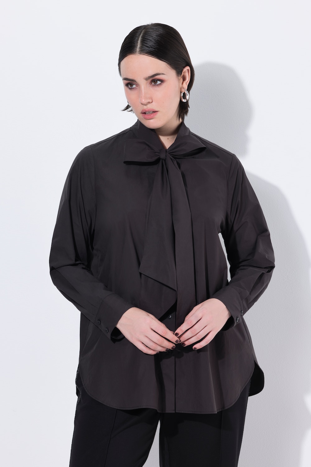 Große Größen Schluppen-Bluse, Damen, schwarz, Größe: 58/60, Baumwolle, Ulla Popken