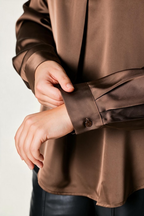 Satijnen blouse, sierplooi, A-lijn, overhemdkraag, lange mouwen