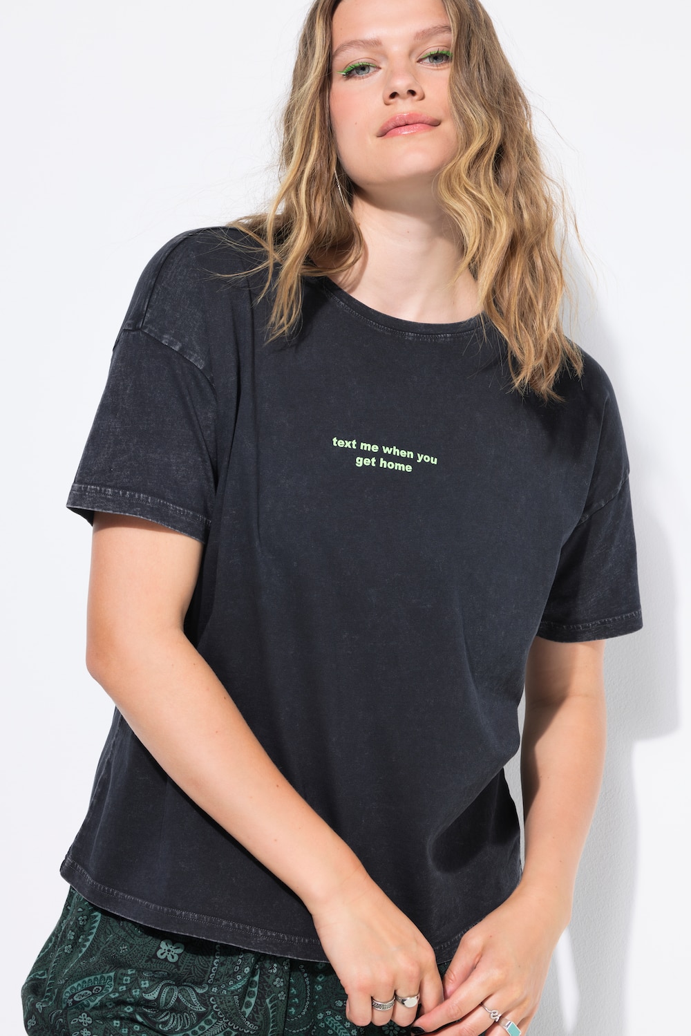T-shirt, oversized, statement, vintage look
