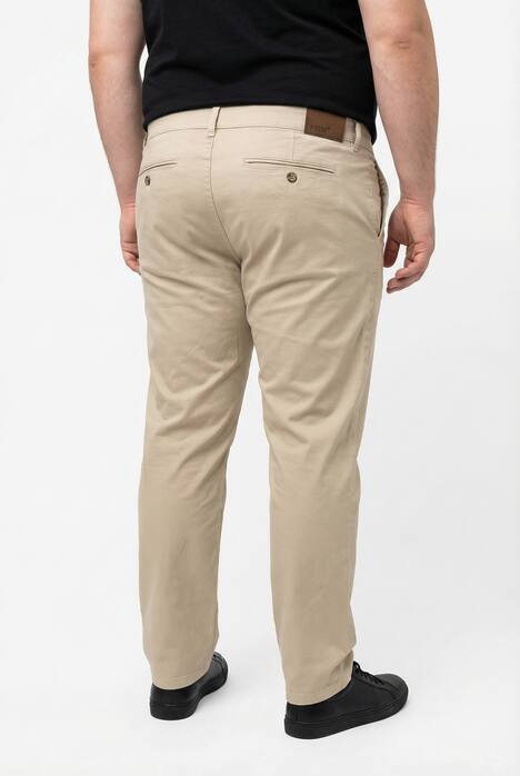 Men+ Chino, Straight Fit, bis 72
