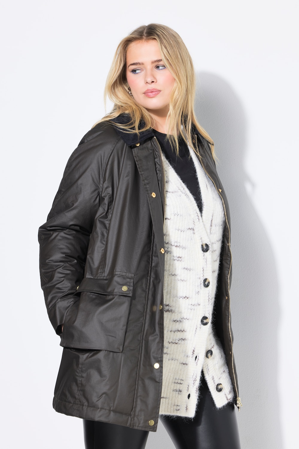Coated jakke, A-linje, voks -look, kordfløyelkrage, britisk look