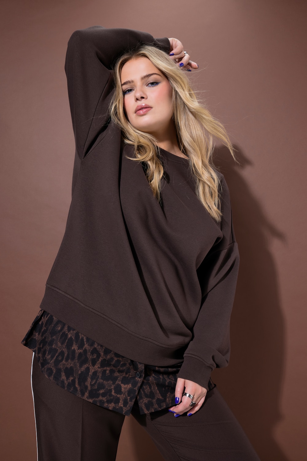 Sweatshirt, oversized, gerundeter Blusensaum