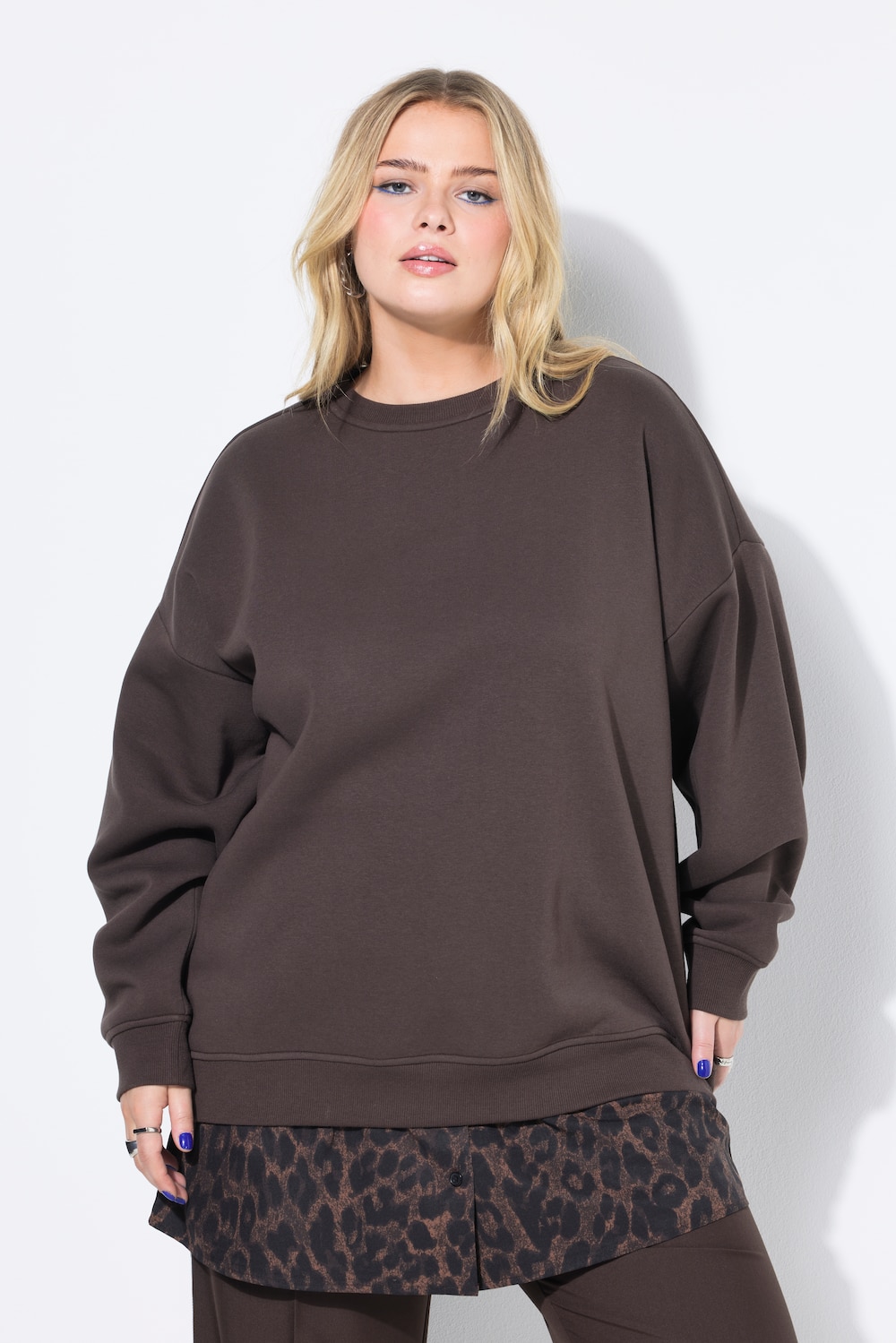 Sweatshirt, oversized, gerundeter Blusensaum