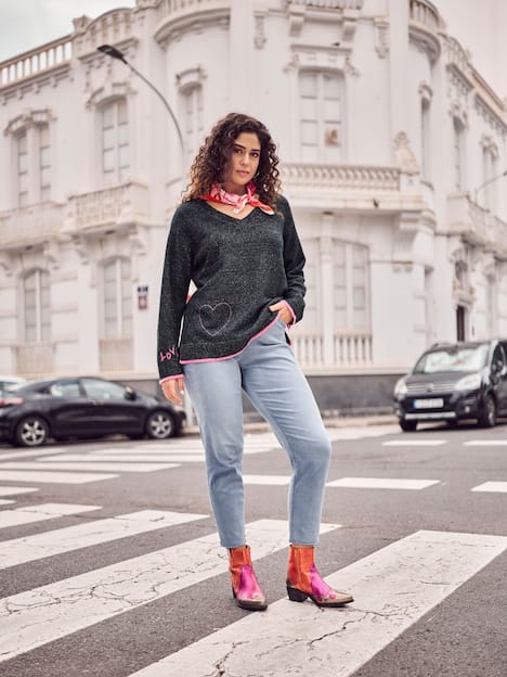 Pullover, Herzstickerei, V-Ausschnitt, Langarm