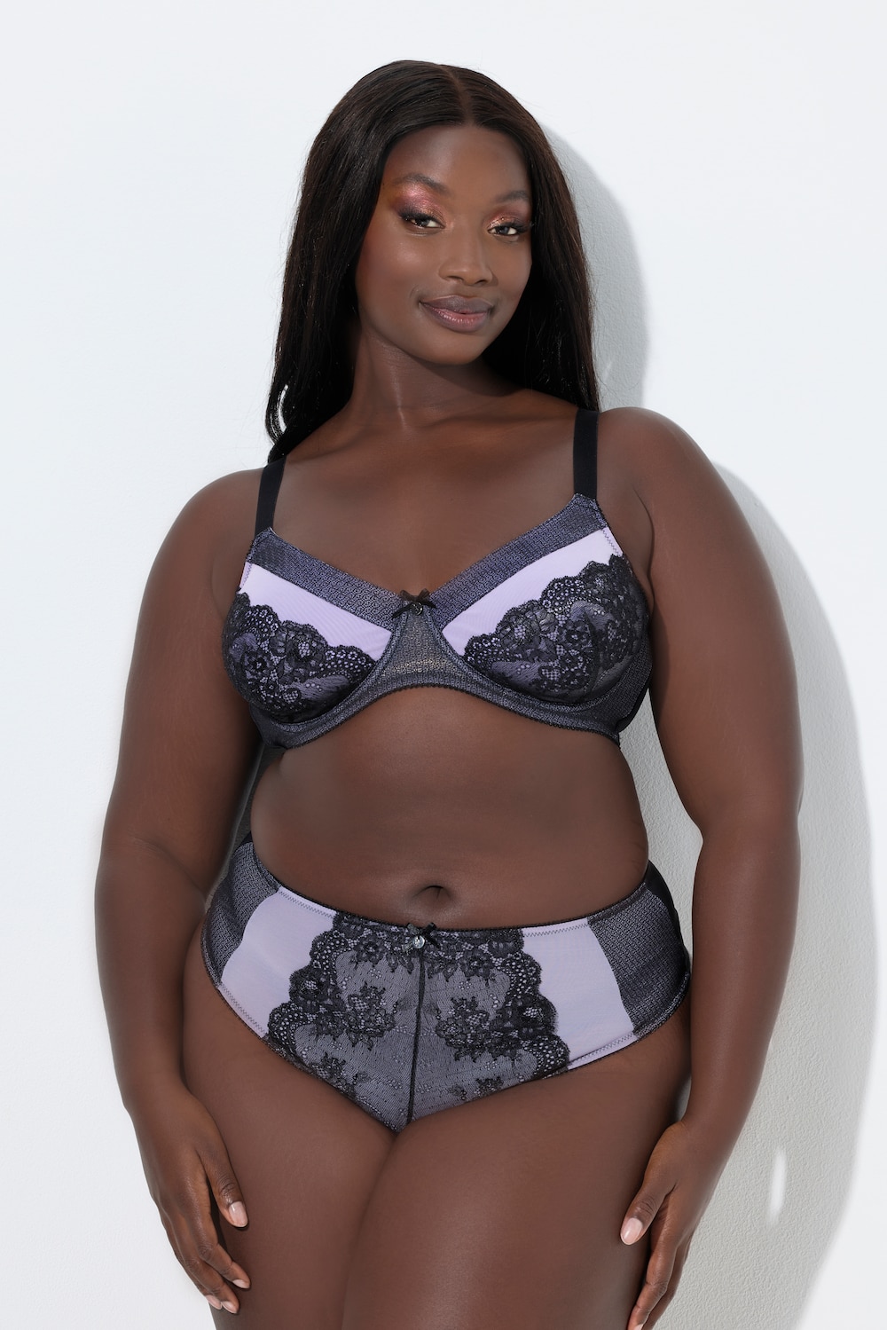 Große Größen Bügel-BH, Damen, lila, Größe: 95E, Synthetische Fasern/Elasthan, Ulla Popken