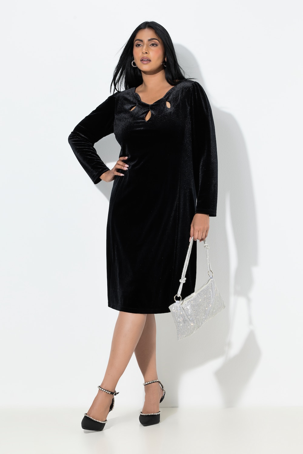 Bodycon-kjole, sateng, cut-outs, lange ermer