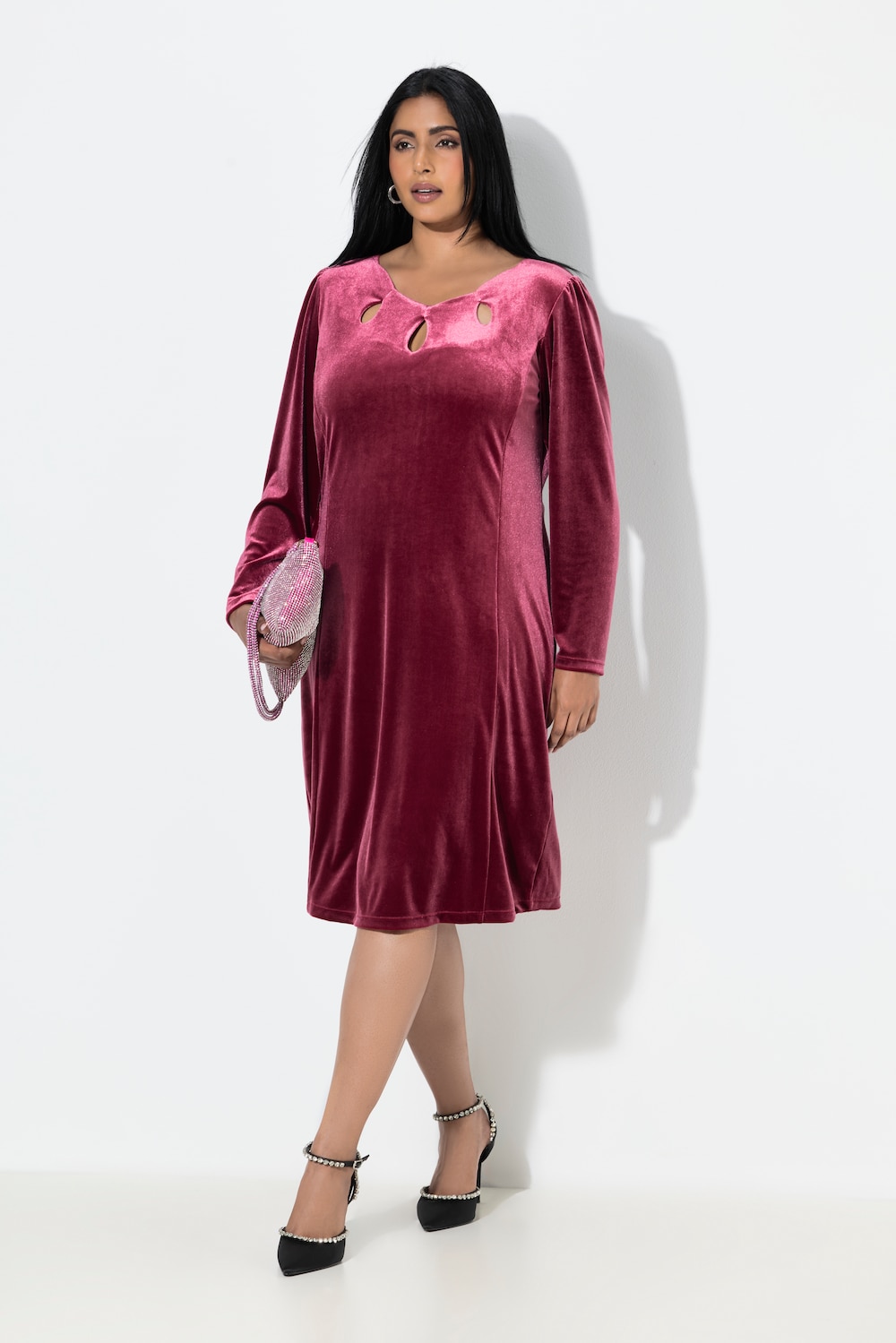 Bodycon-kjole, velour, cut-outs, lange ærmer