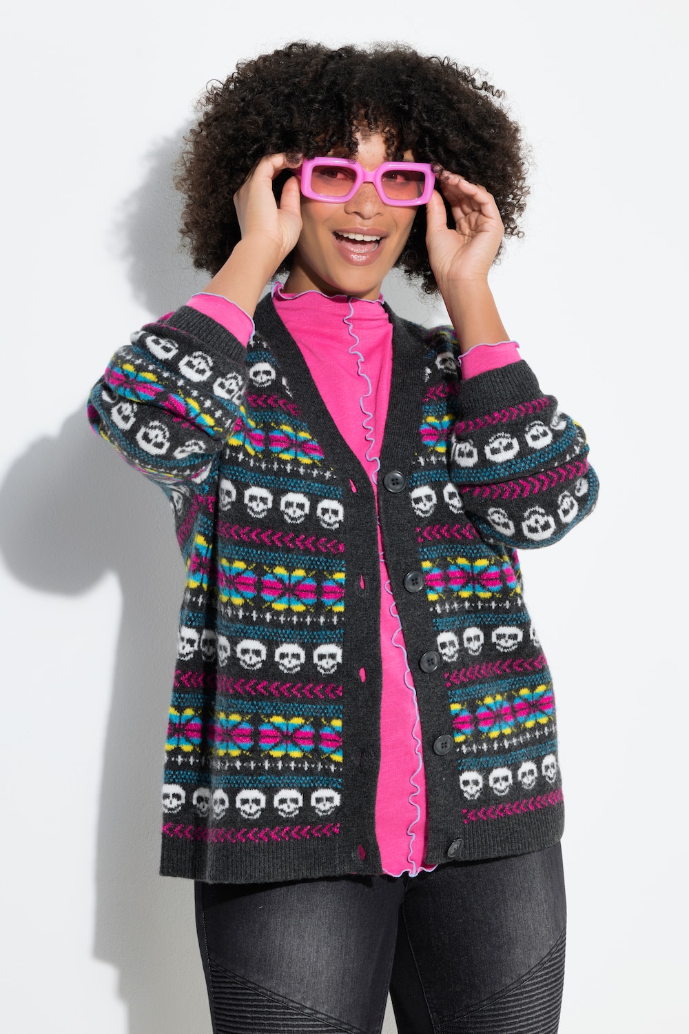 Strickjacke, oversized, Totenköpfe, Ballon-Langarm