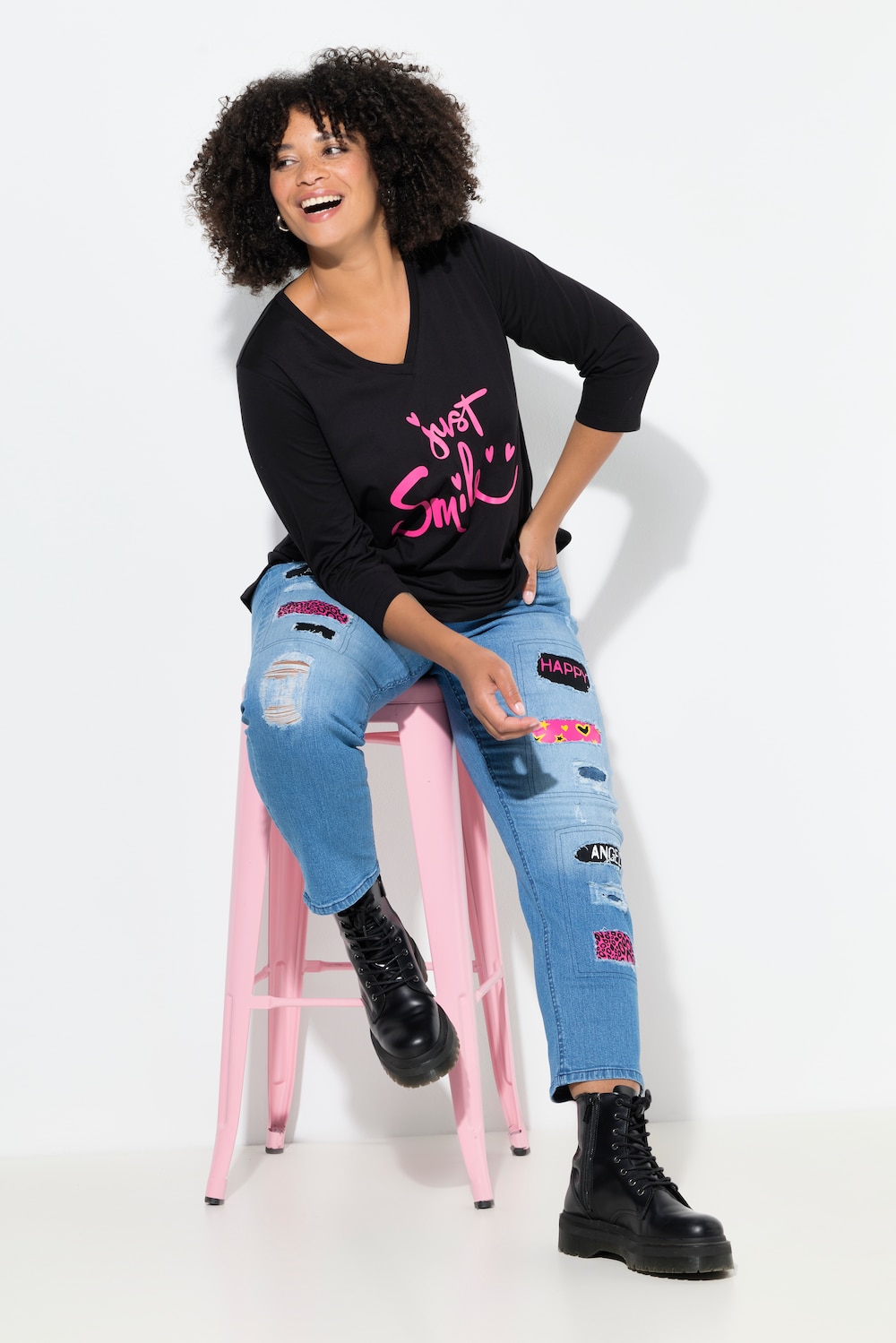 Boyfriend-Jeans, destroyed mit Prints, 5-Pocket