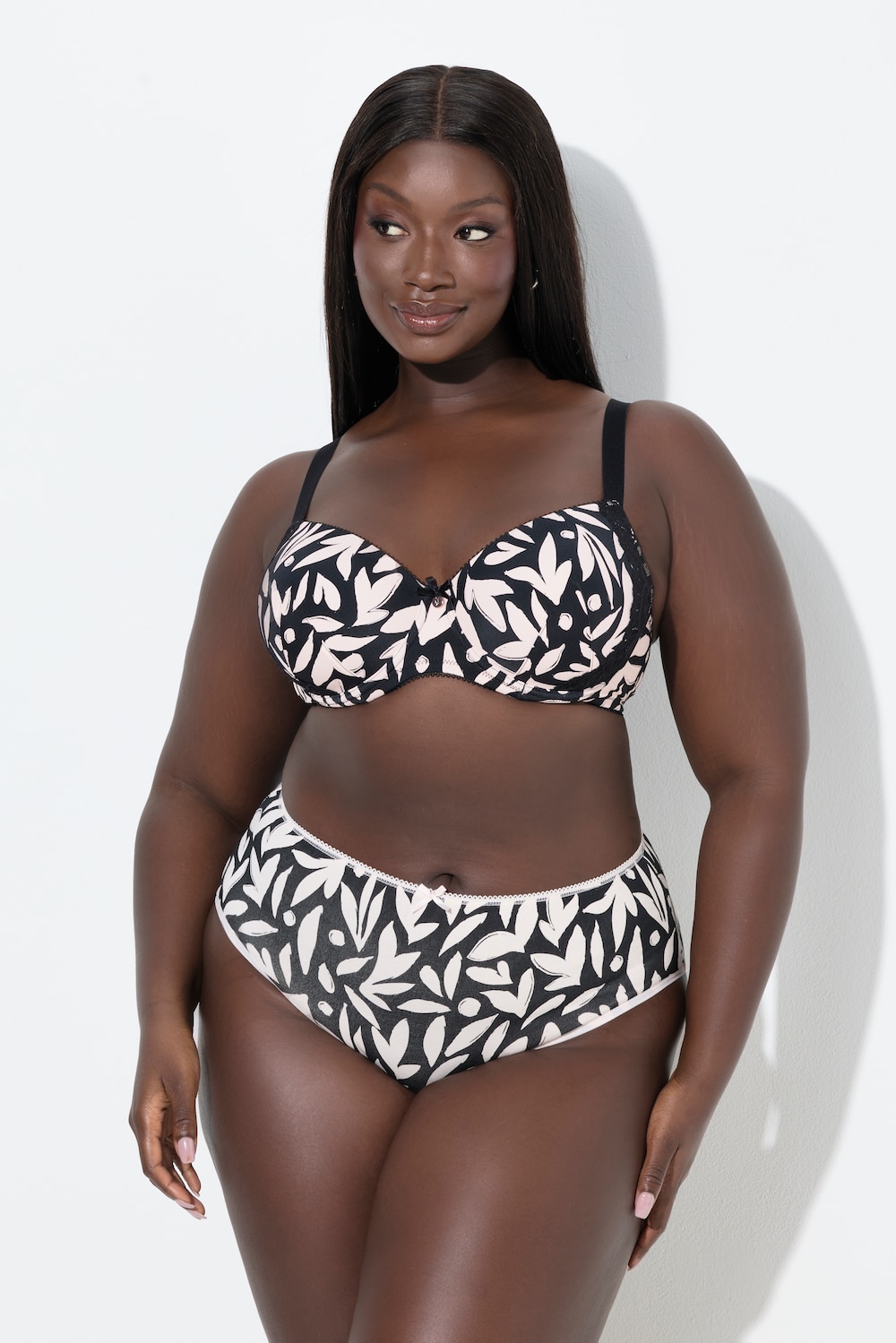 Große Größen Bügel-BH, Damen, schwarz, Größe: 95E, Synthetische Fasern/Elasthan, Ulla Popken