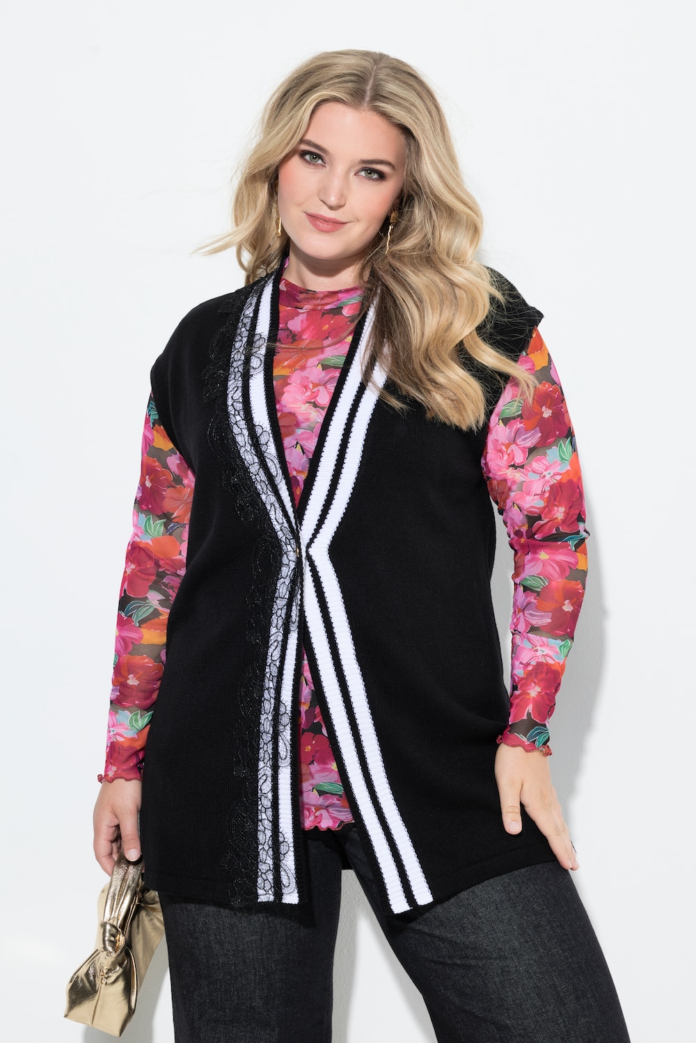 Strikket vest, rett passform, blondebånd og striper