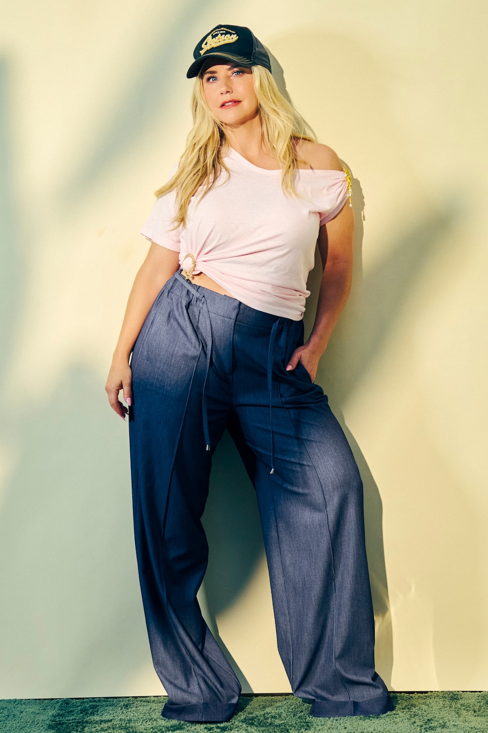 Bukser, denim-stil, dekorativ fold, rette ben, elastisk linning