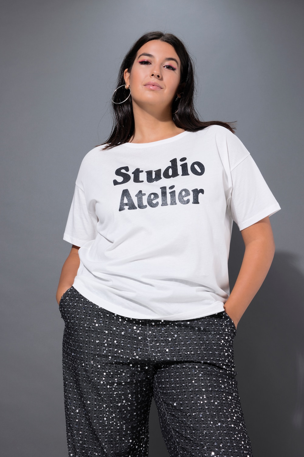T-skjorte, oversize-modell, glitter-statement