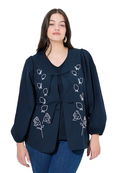 Košilová halenka, výšivka, A střih, výstřih do V, balónové rukávy