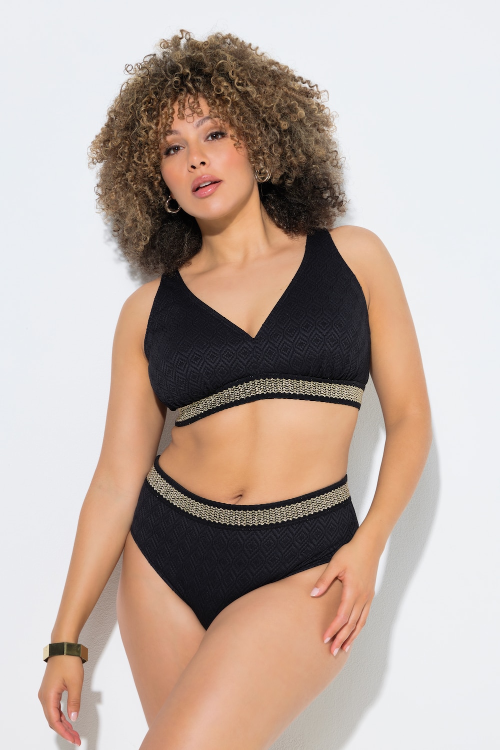 Bikini, goudkleurige galon, zachte cups, verstelbare bandjes