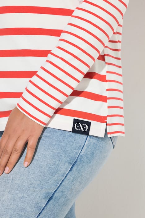 T-shirt rayé. Manches longues et col rond