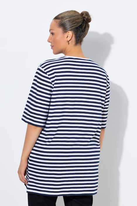 T-shirt rayé, coupe Relaxed Fit, col en V et manches courtes