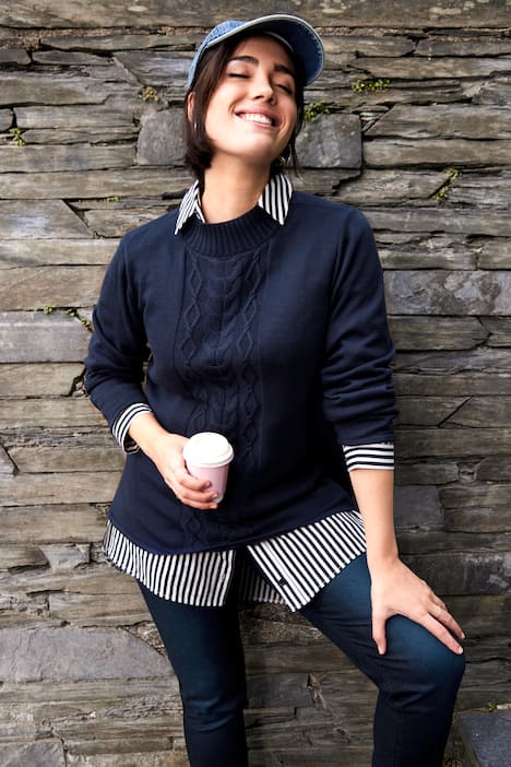 Trui, kabelsteek, opstaande kraag, lange mouw