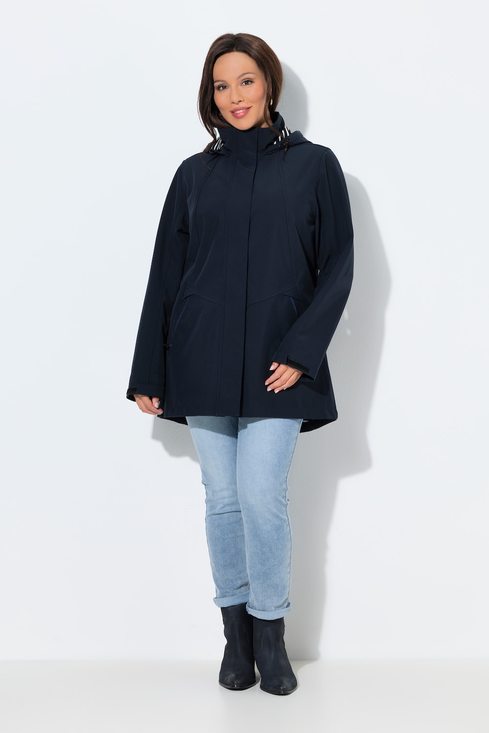 Thumbnail - Große Größen HYPRAR Softshelljacke, Damen, blau, Größe: 62/64, Polyester, Ulla Popken