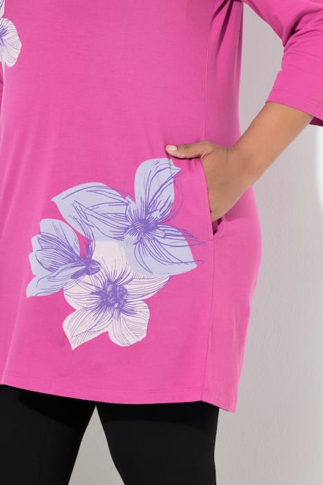 Maglia dal taglio lungo e svasato con fiori, scollo a V e maniche a 3/4
