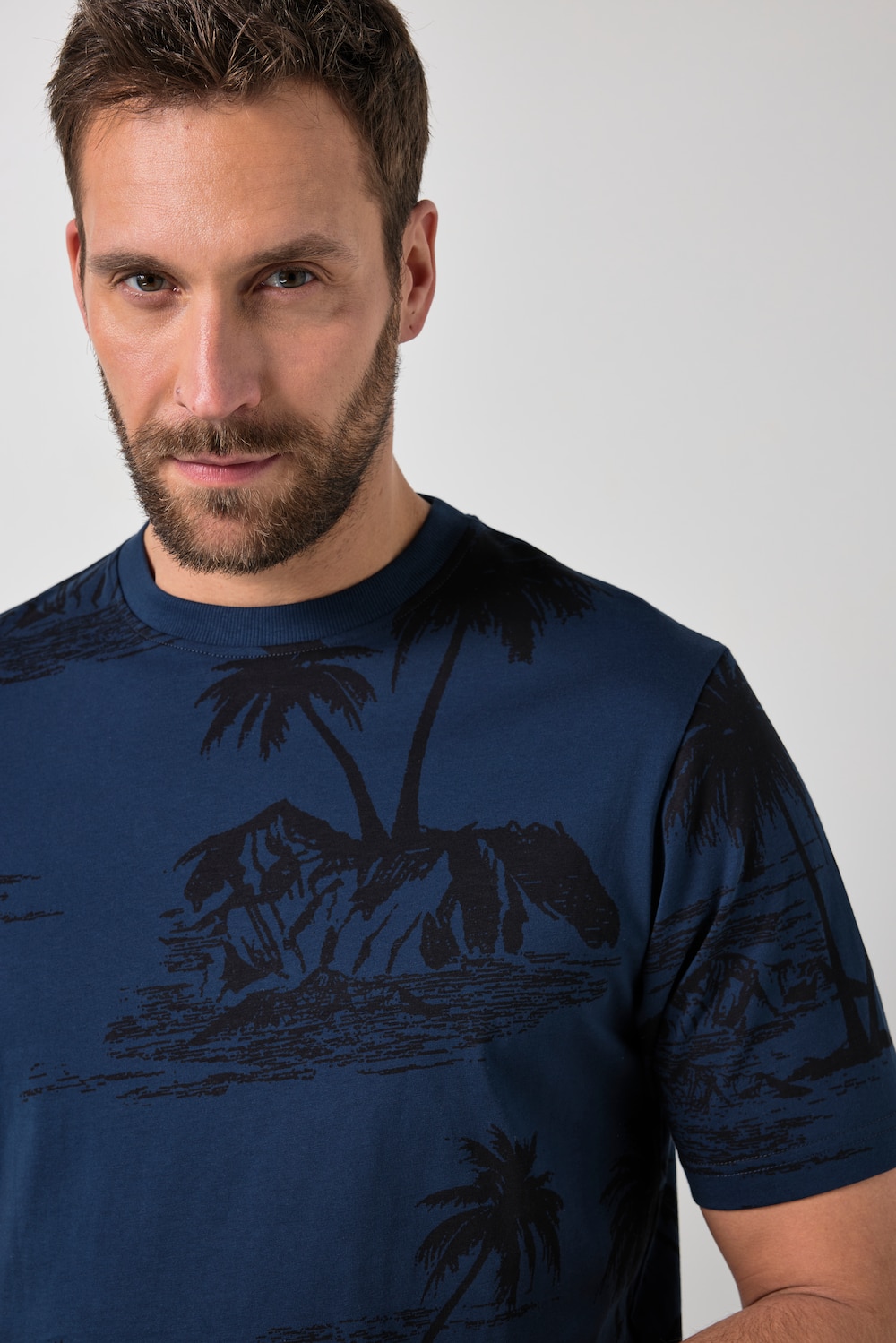 Stora storlekar T-shirt i alloverprint med kort ärm, Her, blå, storlek: L, Bomull, JP1880