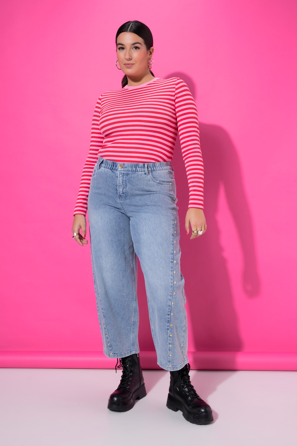 Barrel-Jeans, Ballon-Legs, HighWaist, Schmucknieten