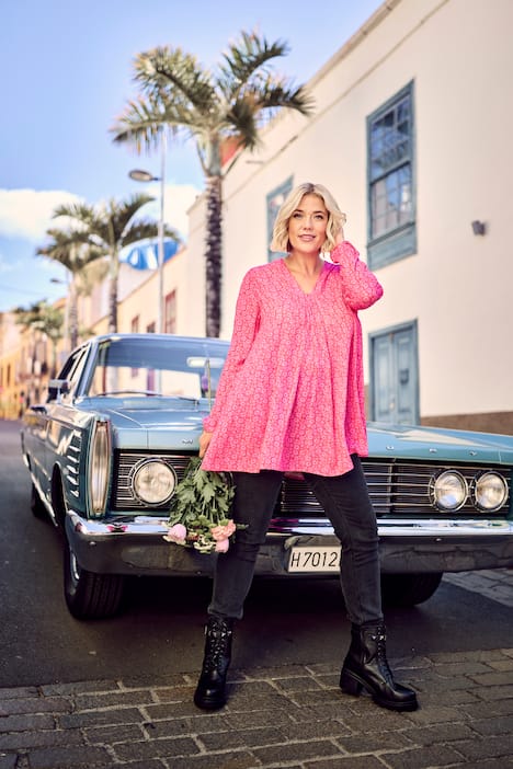 Blouse à fleurs, coupe évasée, décolleté carré et manches longues