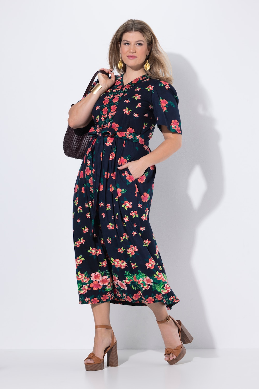 Maxi-jurk, bloemen, V-hals, korte mouwen