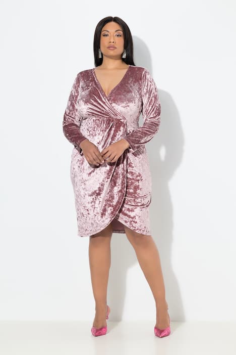 Robe midi en velours, manches longues et décolleté en V esprit cache-cœur