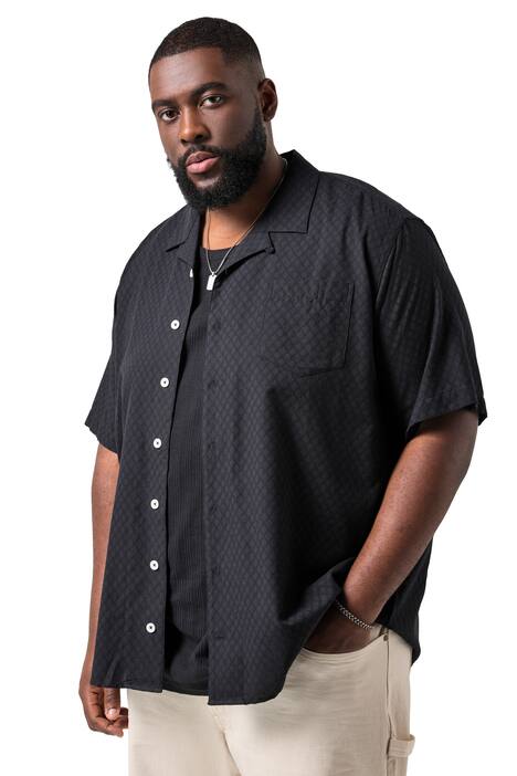 Košile STHUGE, krátké rukávy, Cuba límeček, strukturovaná, hranatý střih, do 8XL