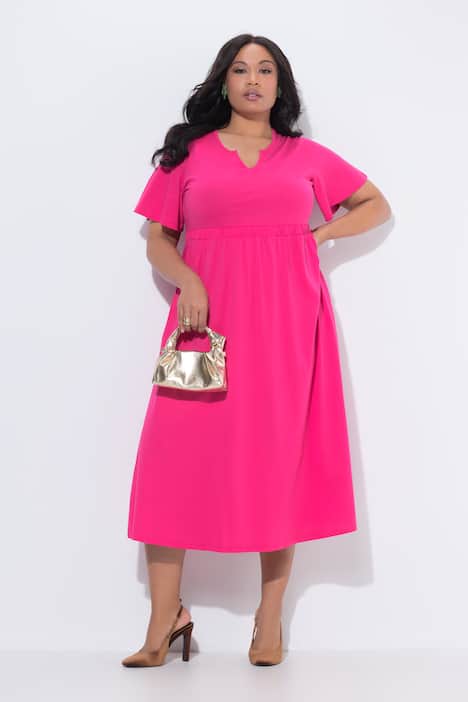 Robe maxi coupe évasée, col tunisien et manches courtes papillon