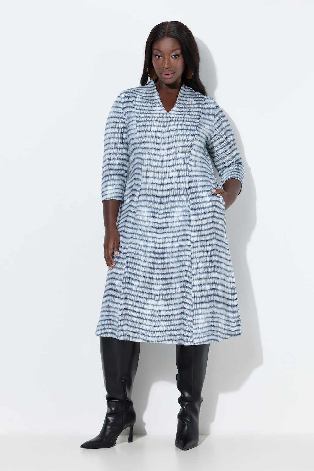 Große Größen Punto-Midikleid, Damen, blau, Größe: 42/44, Viskose/Synthetische Fasern, Ulla Popken