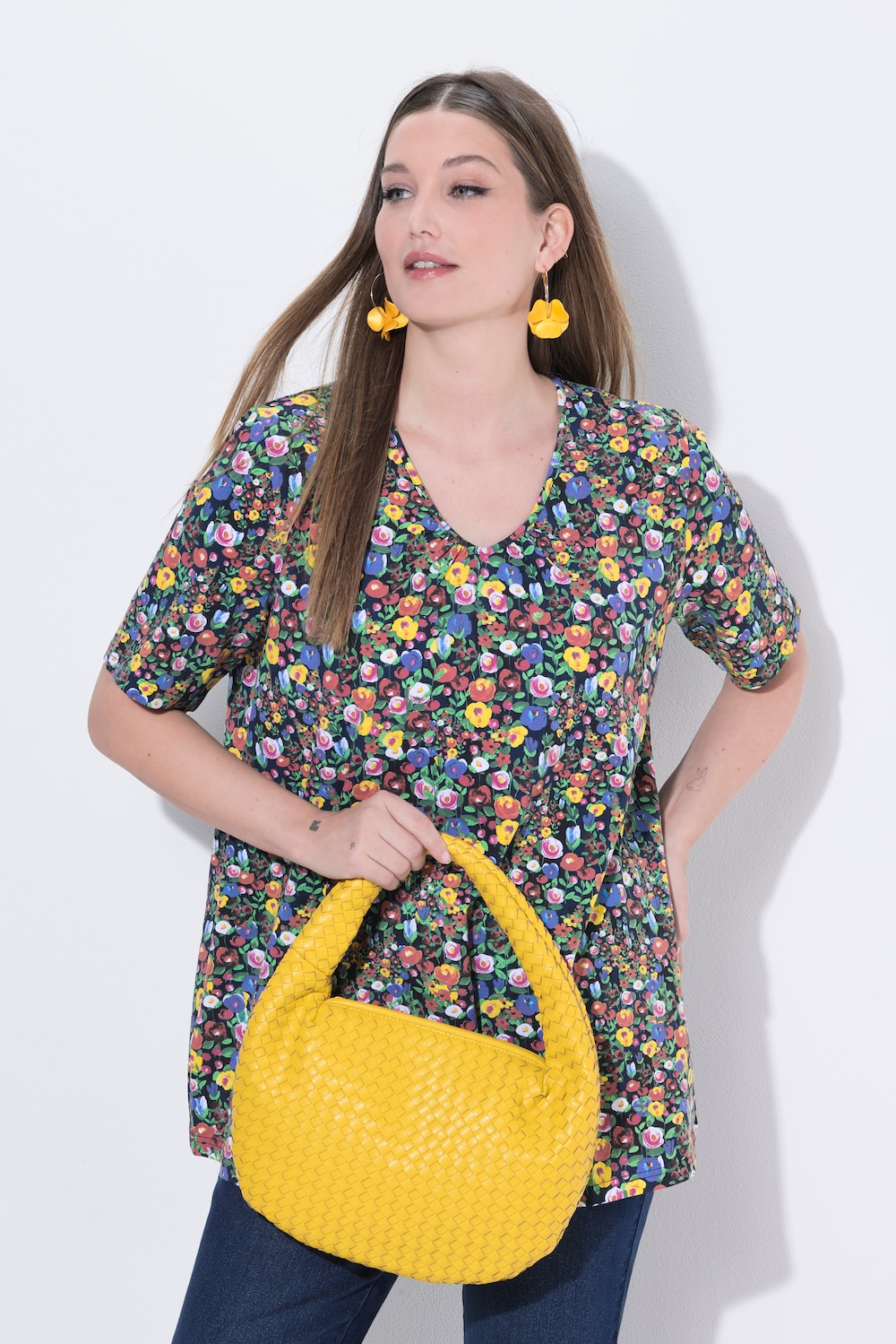 T-Shirt, Blüten, A-Linie, V-Ausschnitt, Halbarm