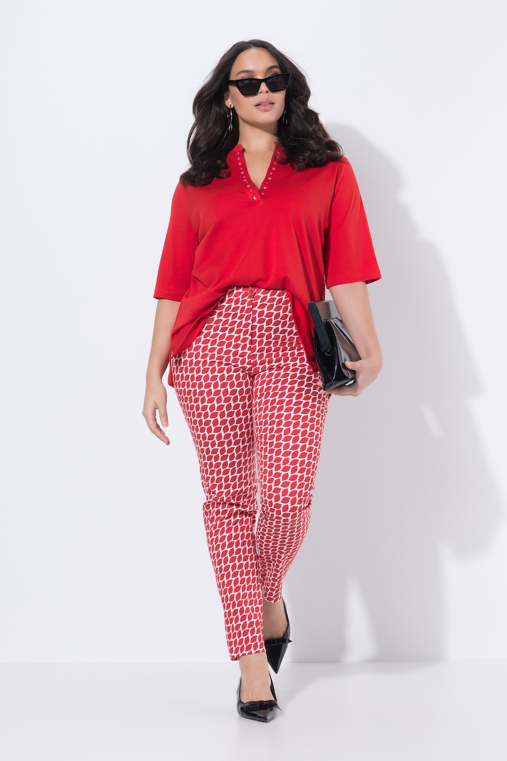 Broek, grafisch design, smalle pijpen, elastische tailleband