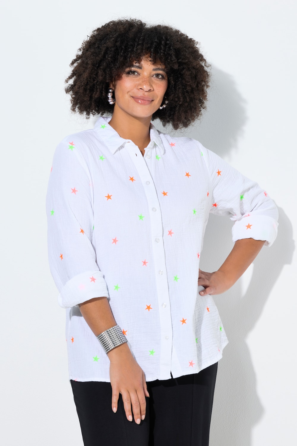 Musselin-Bluse, oversized, Sternen-Stickerei