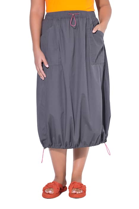 Popelínová sukně se šňůrkami